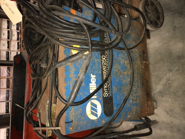UD100180a.jpg